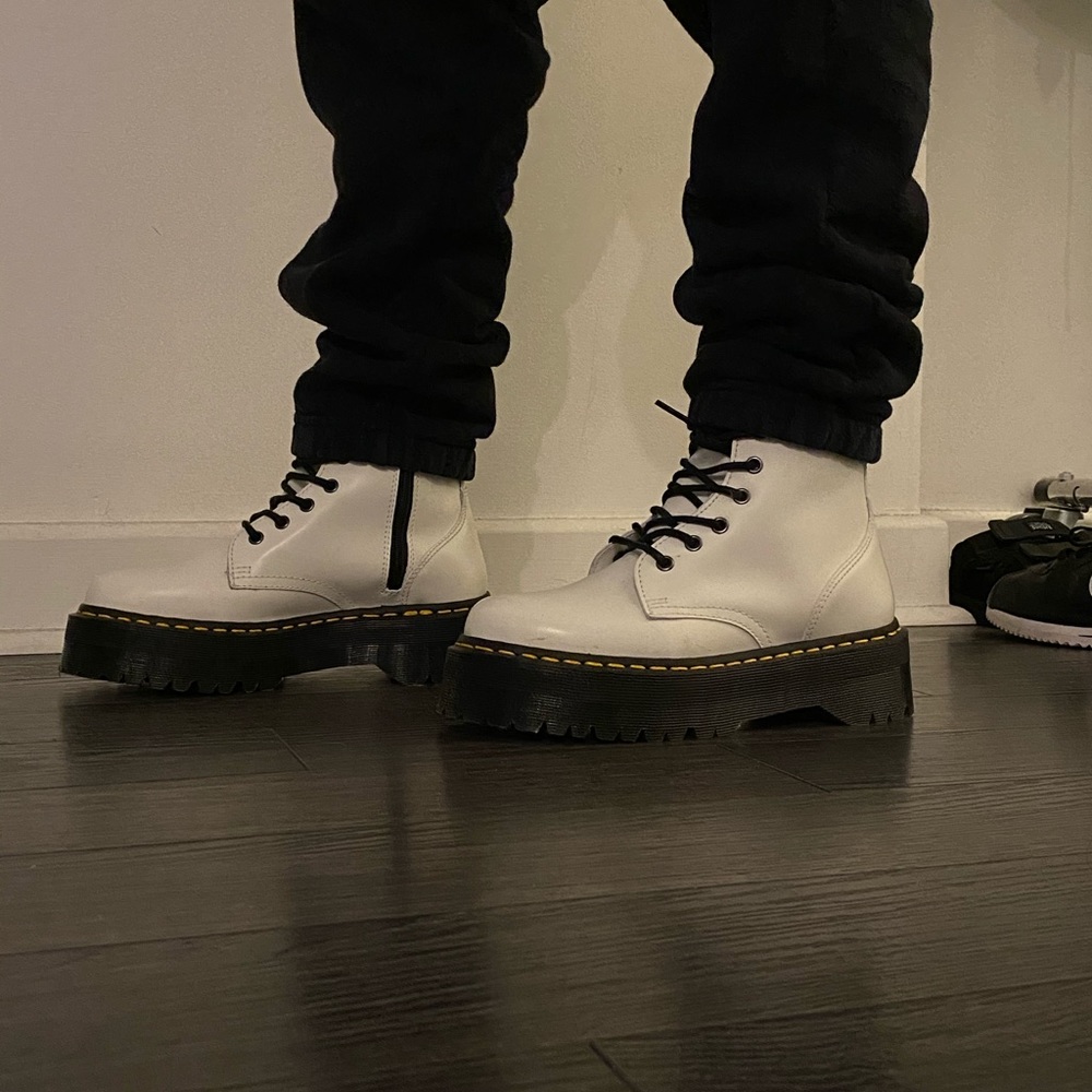 White Dr.Marten boots lace up platform